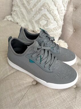Sz 8 VESSI Weekend Classic Sneakers, Concrete Grey